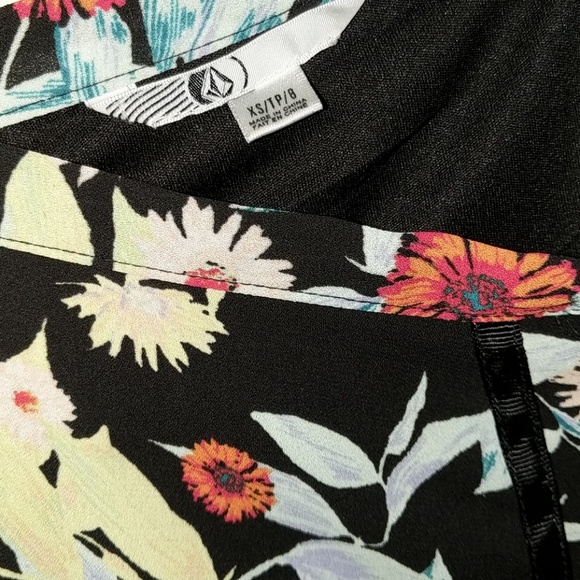 Volcom Black Floral Maxi Skirt - Picture 3 of 4
